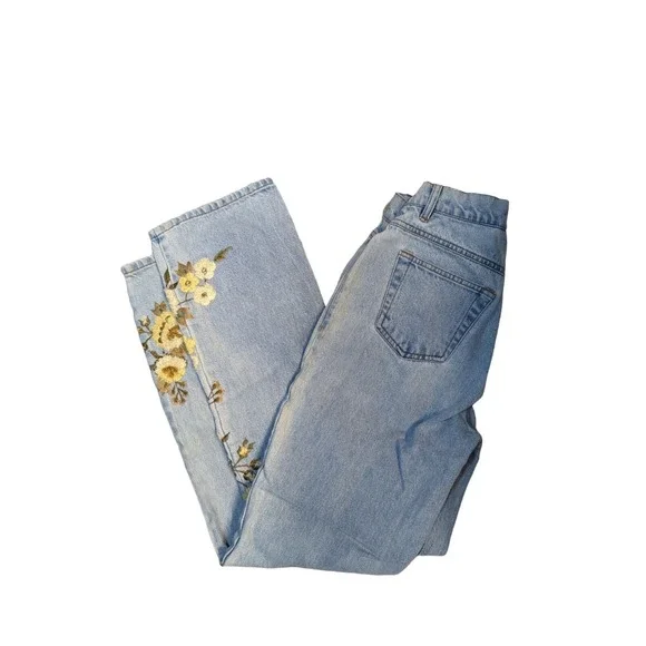 Newport News Jeanology yellow stitched flowers Sz 6 fits 2 3 4 flare Jeans - Picture 1 of 9